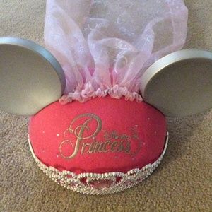 Disney Parks Pink Princess Mickey Mouse Ear Hat Crown Cap W/ Tiara And Veil